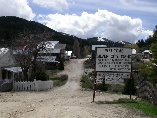 Greeting Outside Silver City, ID